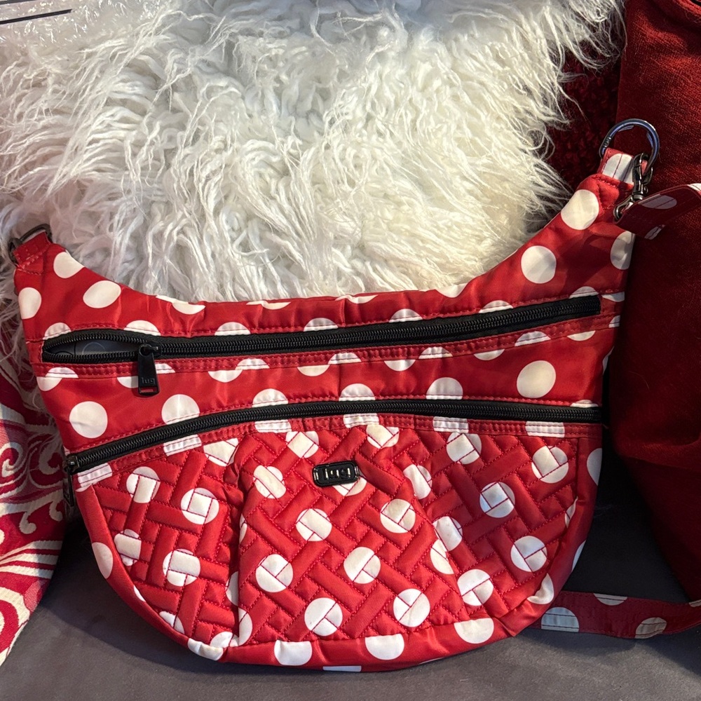Lug-Stylish Red Polka Dot Women's Bag